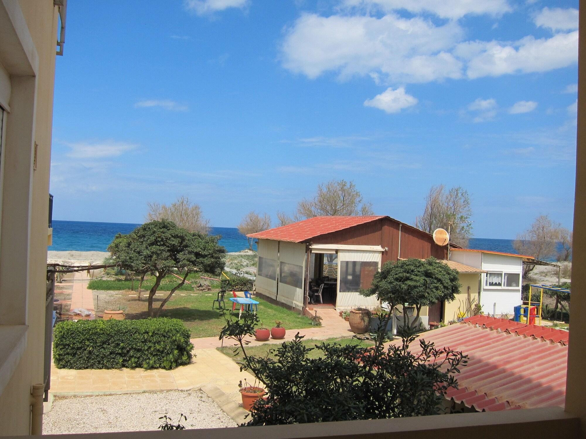 Baladinos Apartments Gerani  Exterior foto